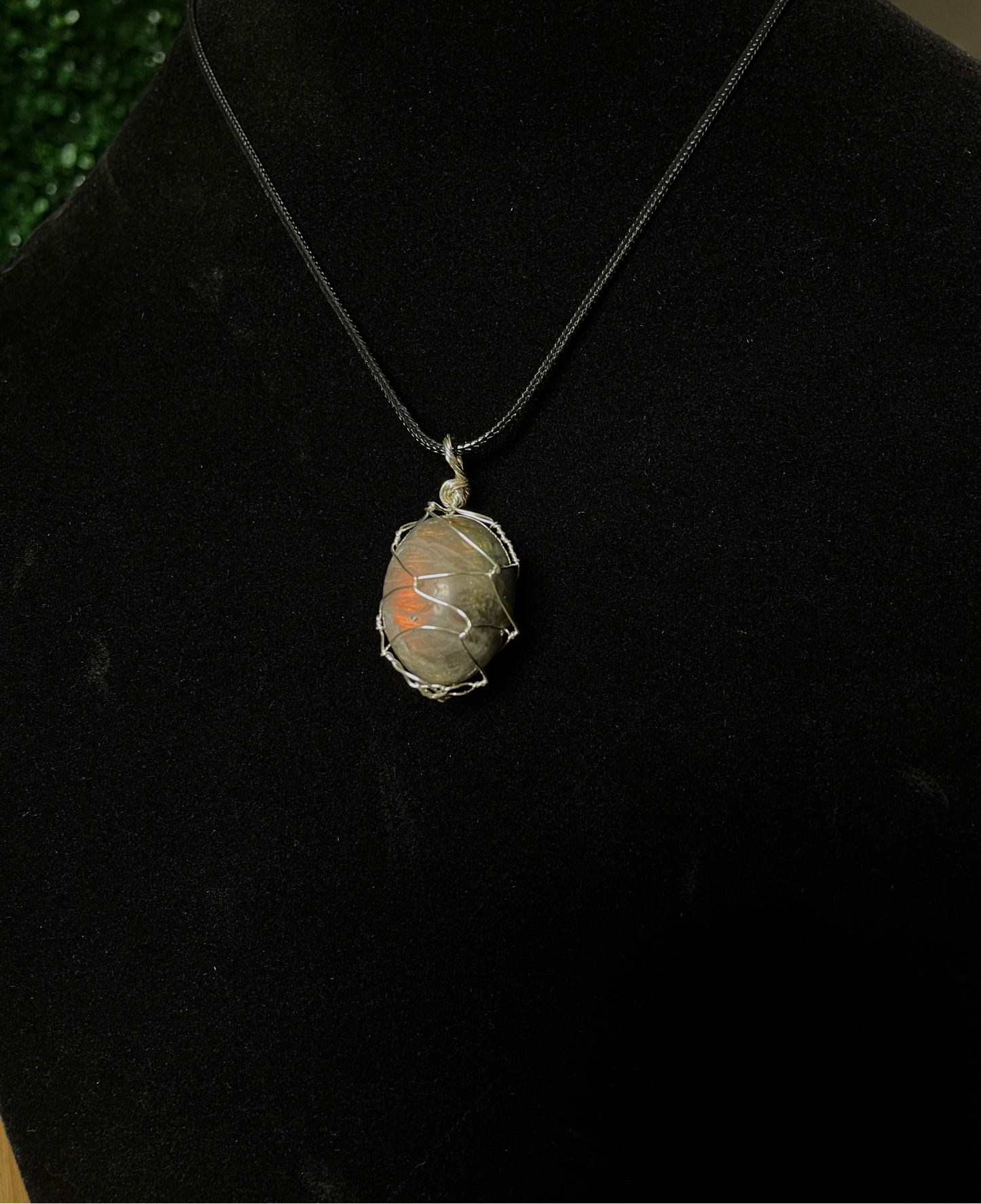 Labradorite Wire-Wrapped Necklace